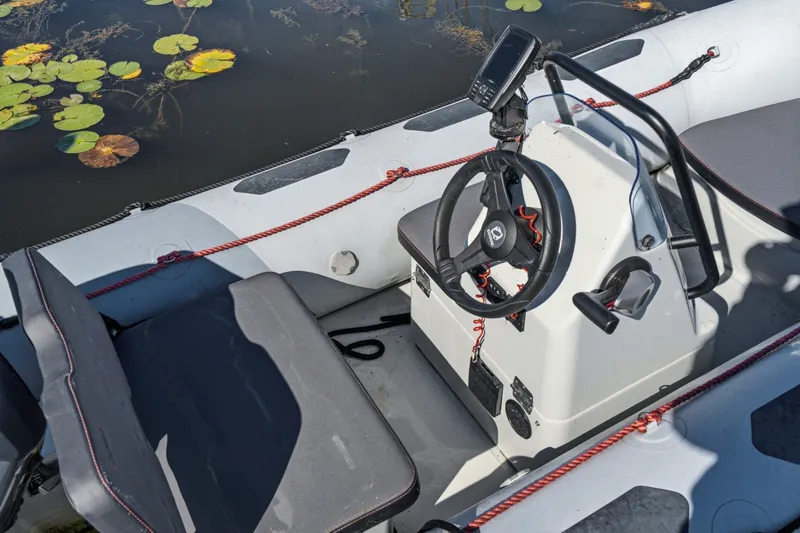 Slide: The Image of Rinker 400 Express 2014 - 7919227
