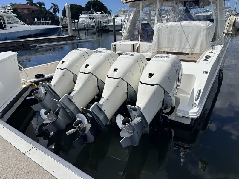 Slide: The Image of Boston Whaler 38 2019 - 7923872