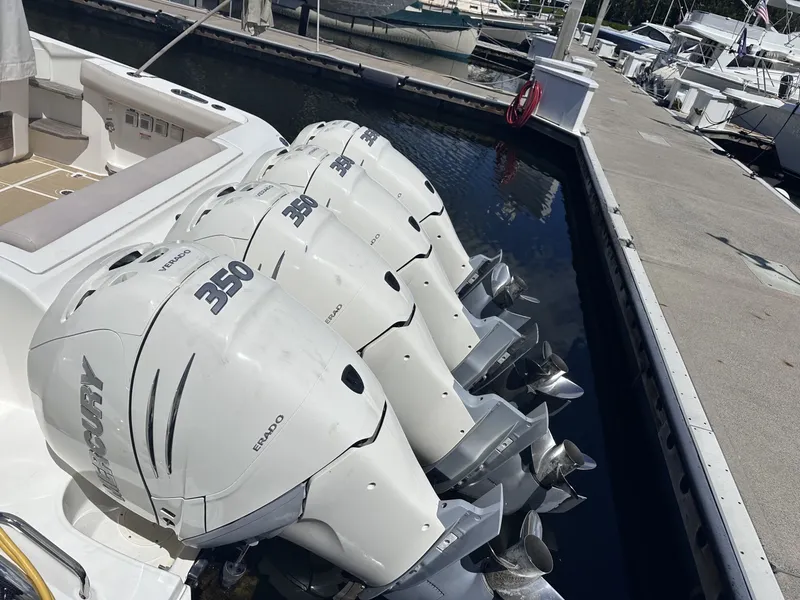Slide: The Image of Boston Whaler 38 2019 - 7923846
