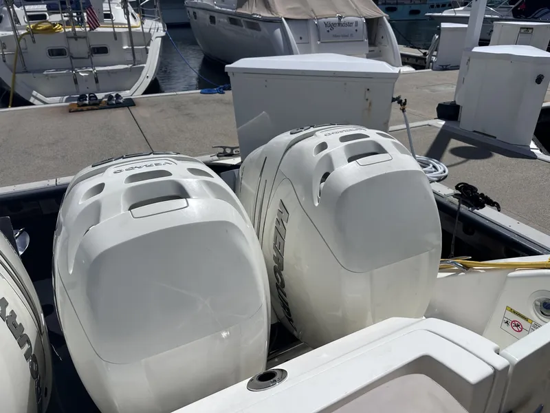 Slide: The Image of Boston Whaler 38 2019 - 7923845