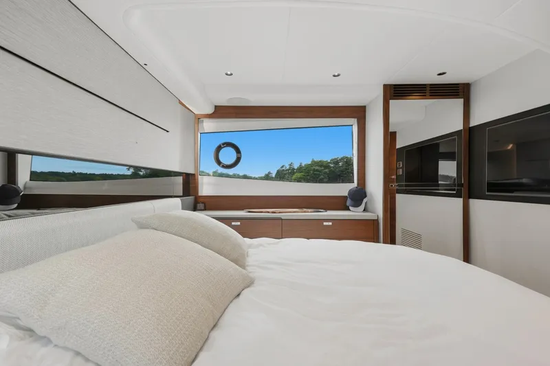 Slide: The Image of Princess V50 Deck Saloon 2023 - 7923917