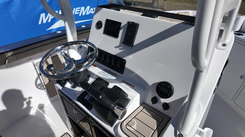 Slide: The Image of Yamaha 222 FSH Sport 2025 - 13