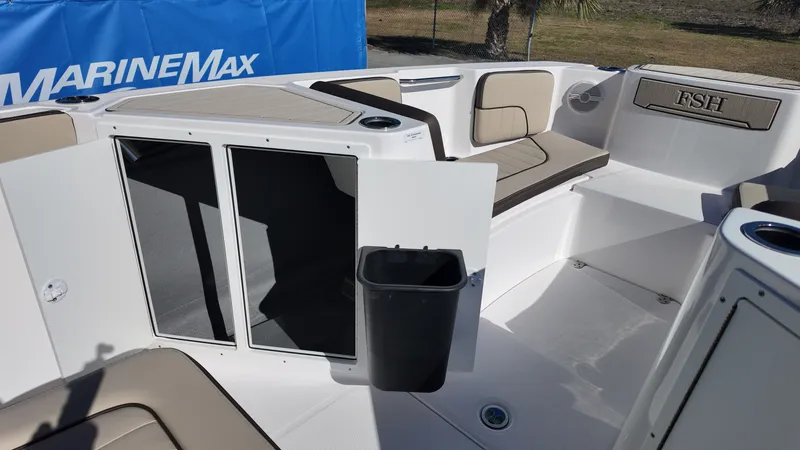 Slide: The Image of Yamaha 222 FSH Sport 2025 - 17