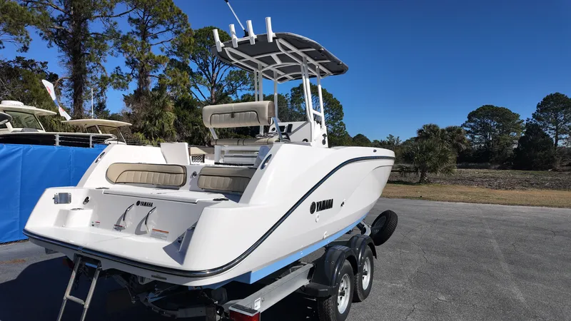 Slide: The Image of Yamaha 222 FSH Sport 2025 - 2