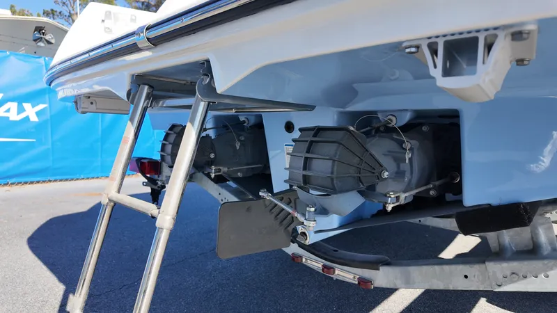 Slide: The Image of Yamaha 222 FSH Sport 2025 - 4