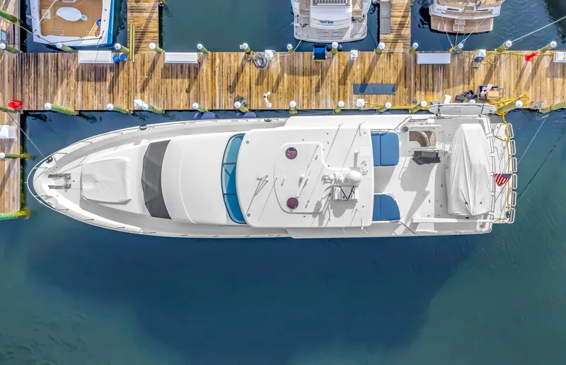 Slide: The Image of 85 Pacific Mariner CABANA - 8140128