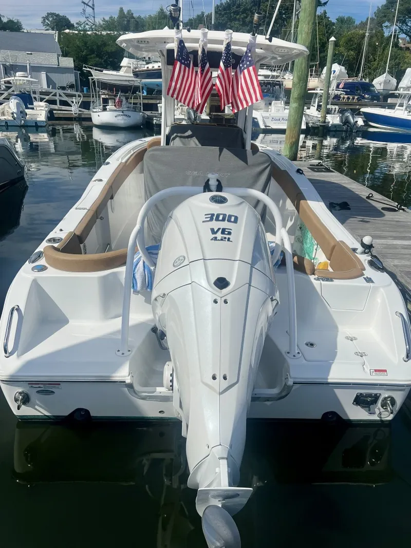 Slide: The Image of Sea Hunt Ultra 255 SE 2024 - 7923992