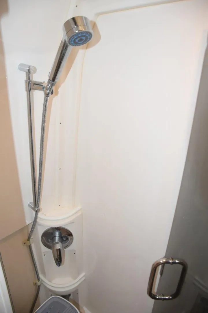 Slide: The Image of Separate Shower Stall - 7925284