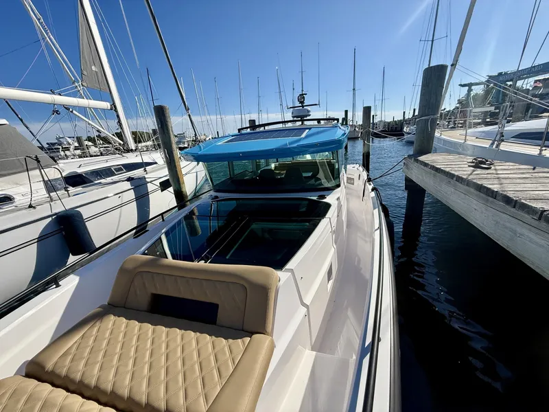 Slide: The Image of Axopar 37 XC Cross Cabin 2021 - 7925768