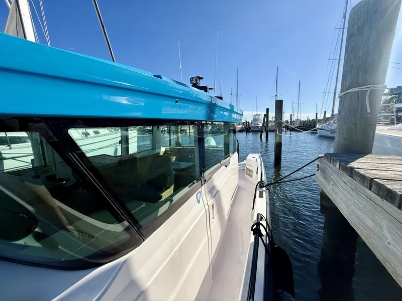 Slide: The Image of Axopar 37 XC Cross Cabin 2021 - 7925774