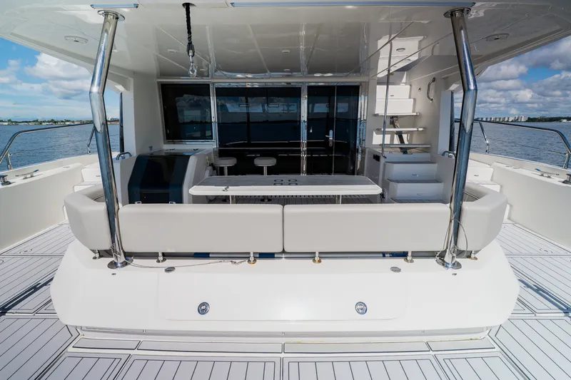 Slide: The Image of Aquila 54 YACHT 2022 - 7925807