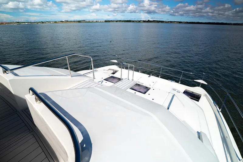 Slide: The Image of Aquila 54 YACHT 2022 - 7925824
