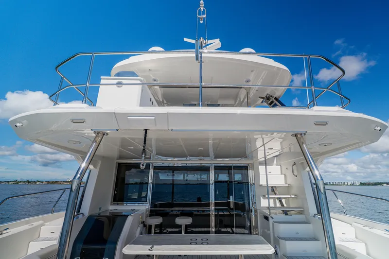 Slide: The Image of Aquila 54 YACHT 2022 - 7925808
