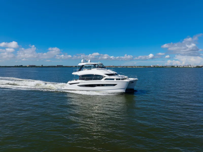 Slide: The Image of Aquila 54 YACHT 2022 - 7925799