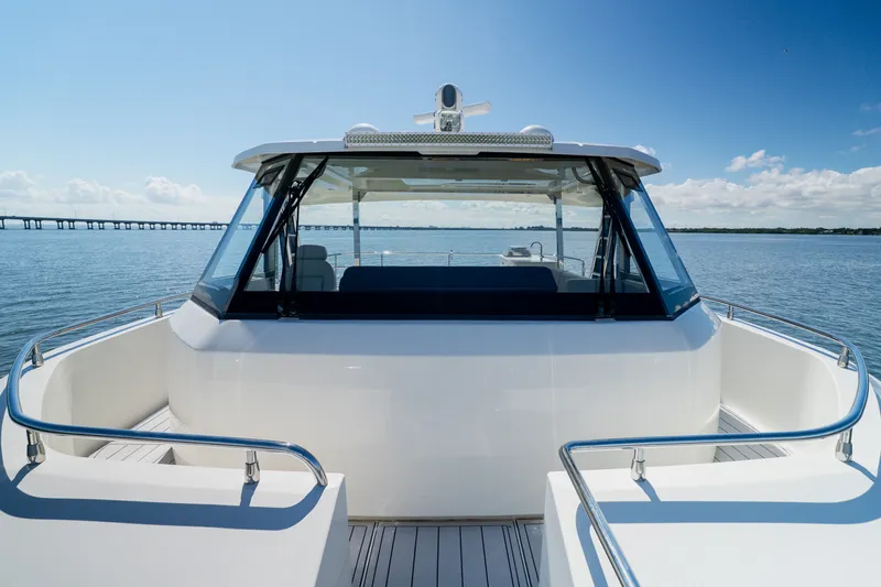 Slide: The Image of Aquila 54 YACHT 2022 - 7925844