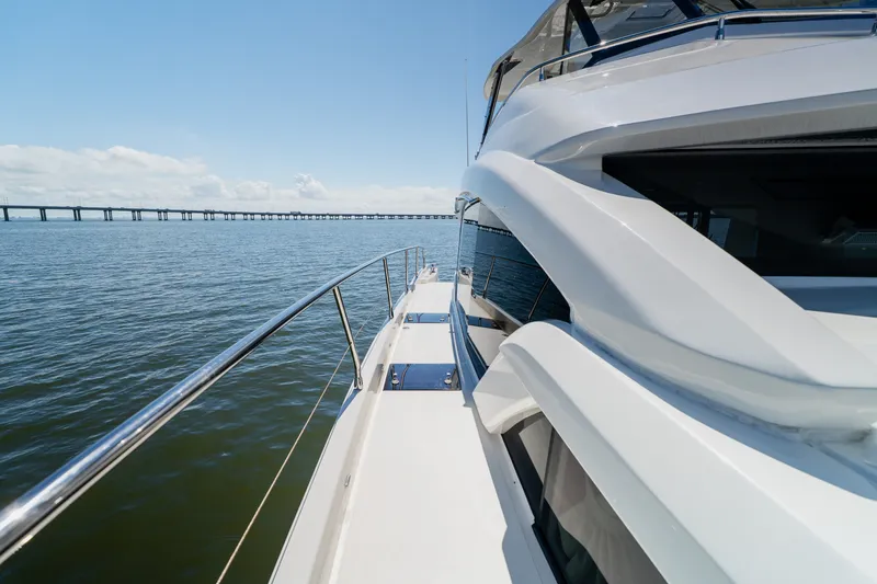 Slide: The Image of Aquila 54 YACHT 2022 - 7925846