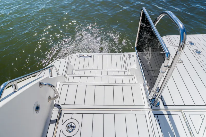 Slide: The Image of Aquila 54 YACHT 2022 - 7925817