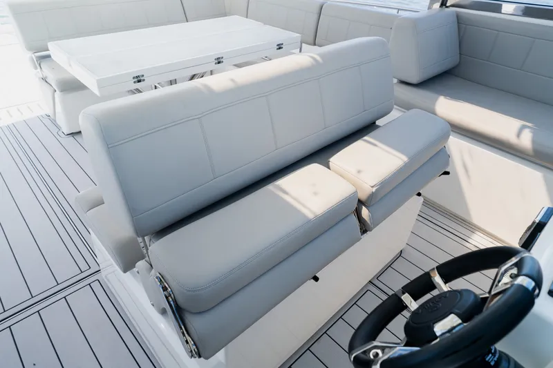 Slide: The Image of Aquila 54 YACHT 2022 - 7925837