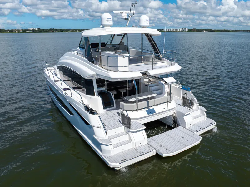 Slide: The Image of Aquila 54 YACHT 2022 - 7925804