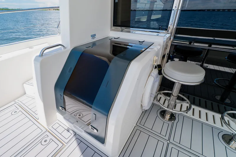 Slide: The Image of Aquila 54 YACHT 2022 - 7925821