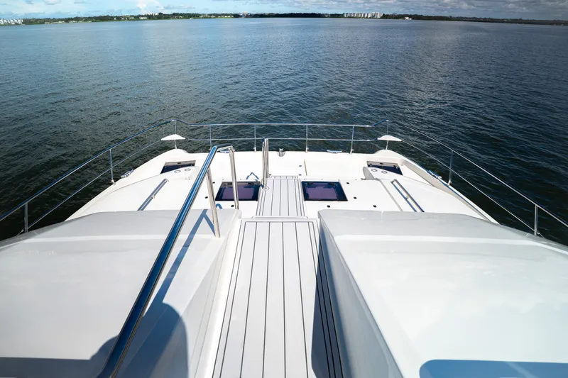 Slide: The Image of Aquila 54 YACHT 2022 - 7925825