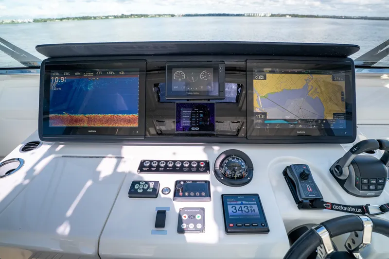 Slide: The Image of Aquila 54 YACHT 2022 - 7925841