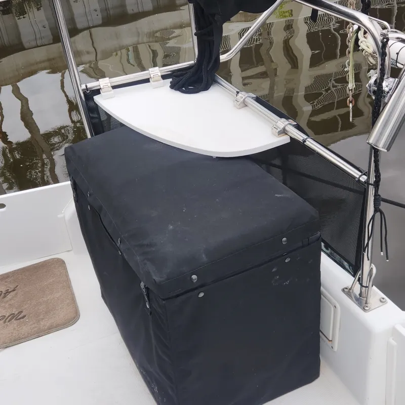 Slide: The Image of 13 Cooler Starboard Stern Cooler Starboard Stern - 7937810