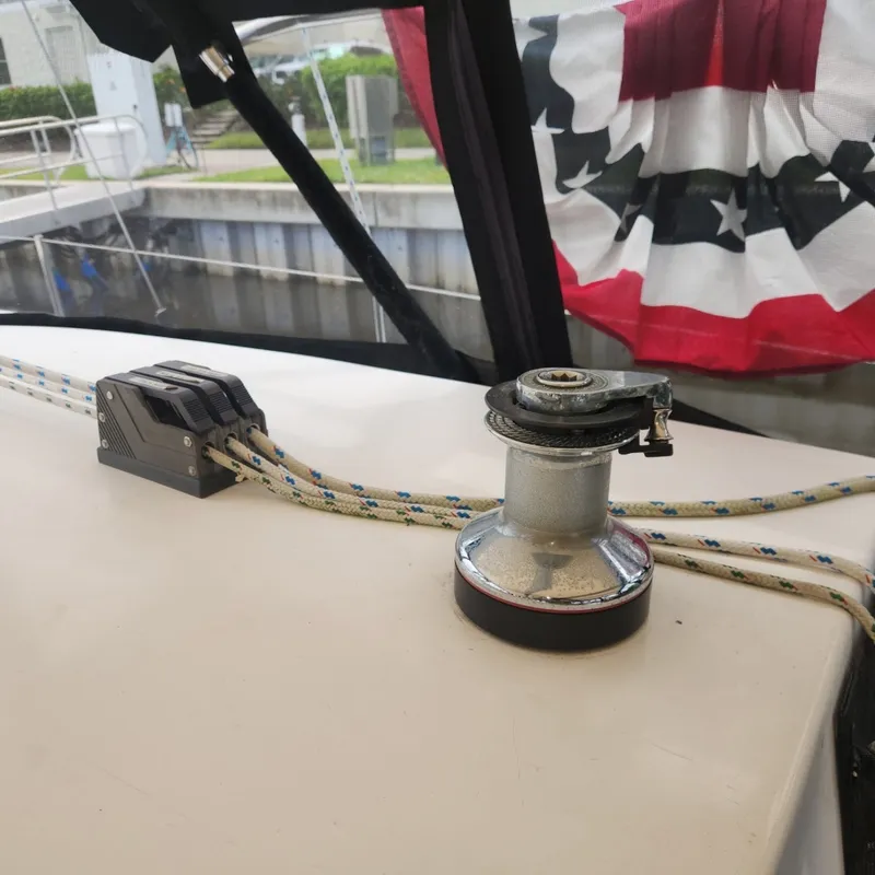 Slide: The Image of 22 Cockpit Starboard Winch Cockpit Starboard Winch - 7937822