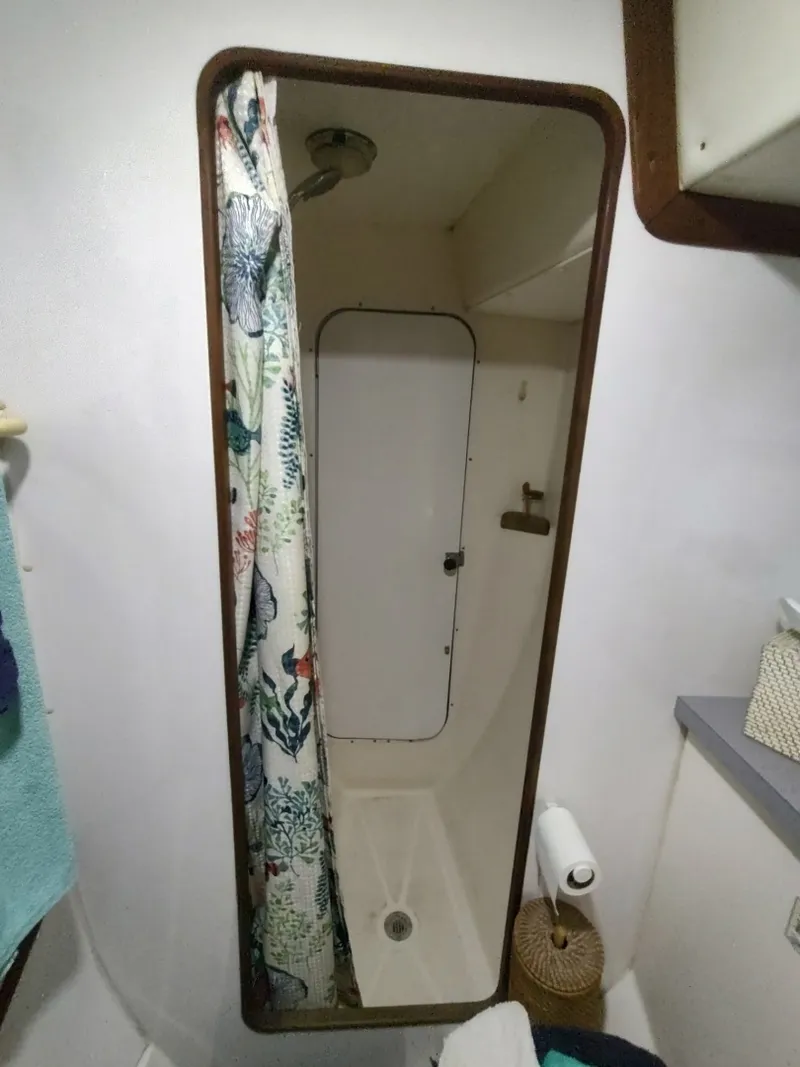 Slide: The Image of 41 Shower Stall Shower Stall - 7937841