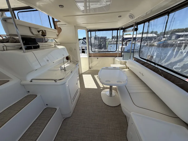 Slide: The Image of Sea Ray 380 Aft Cabin 2000 - 7926225