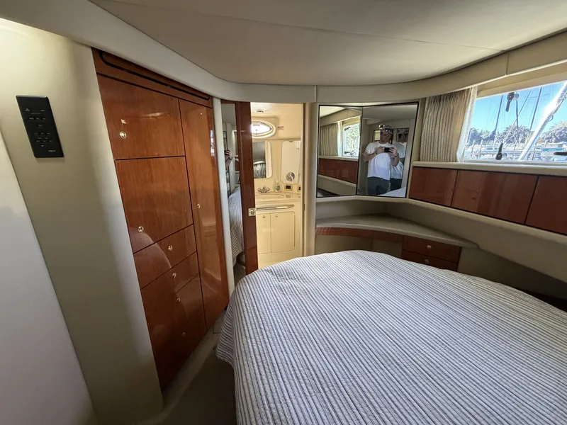 Slide: The Image of Sea Ray 380 Aft Cabin 2000 - 7926279