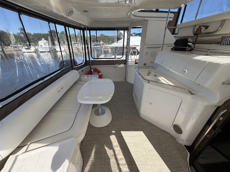 Slide: The Image of Sea Ray 380 Aft Cabin 2000 - 7926224