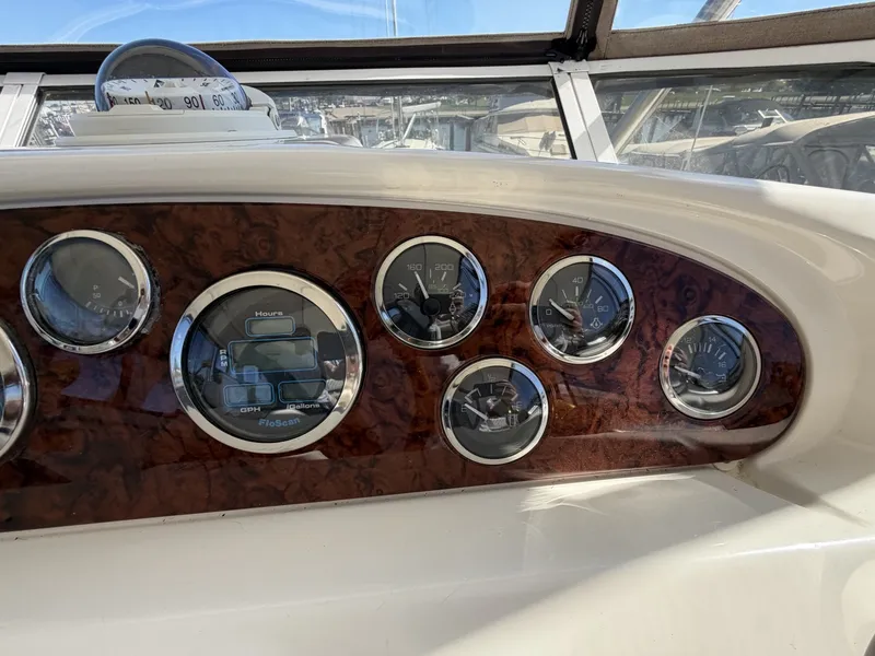 Slide: The Image of Sea Ray 380 Aft Cabin 2000 - 7926243