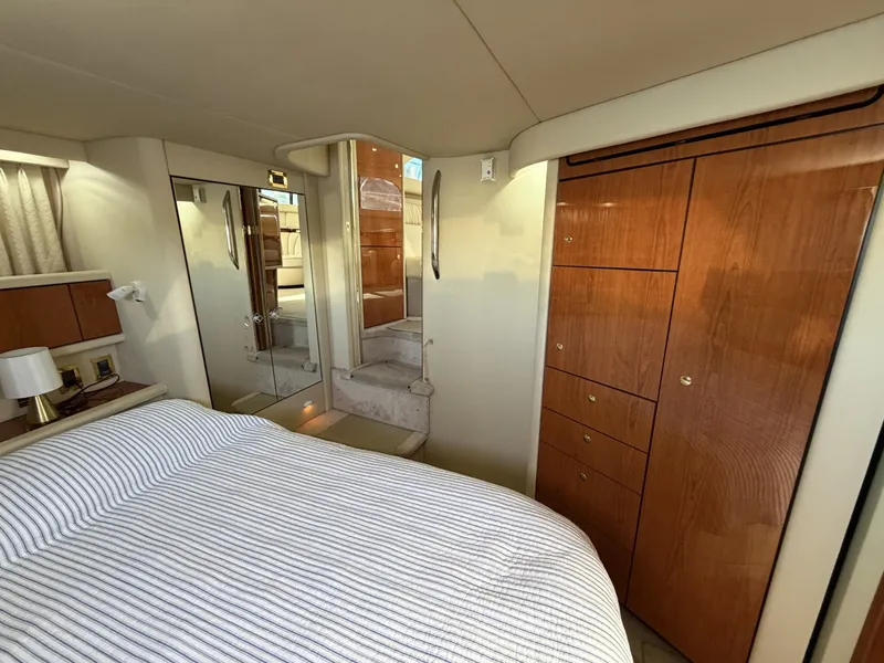 Slide: The Image of Sea Ray 380 Aft Cabin 2000 - 7926281