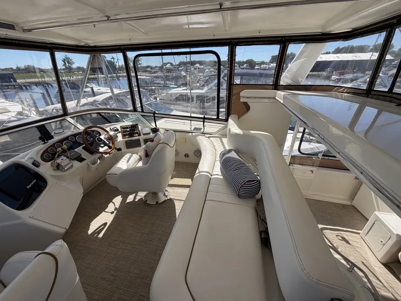 Slide: The Image of Sea Ray 380 Aft Cabin 2000 - 7926233