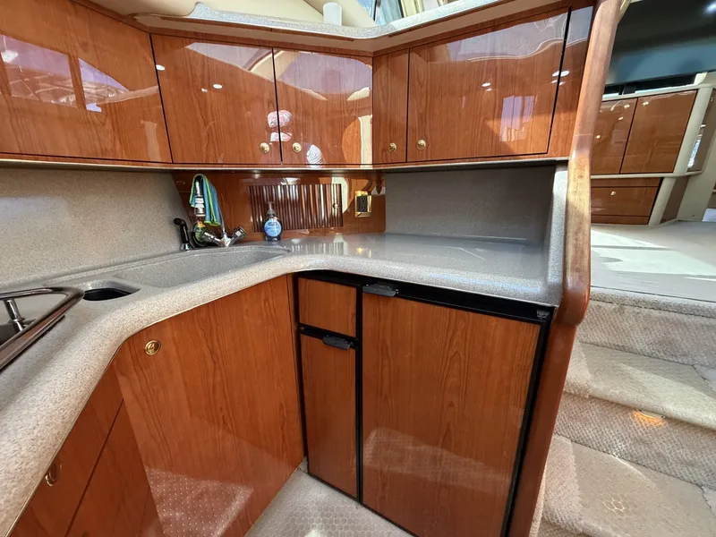 Slide: The Image of Sea Ray 380 Aft Cabin 2000 - 7926271