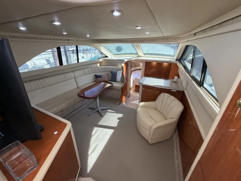 Slide: The Image of Sea Ray 380 Aft Cabin 2000 - 7926263