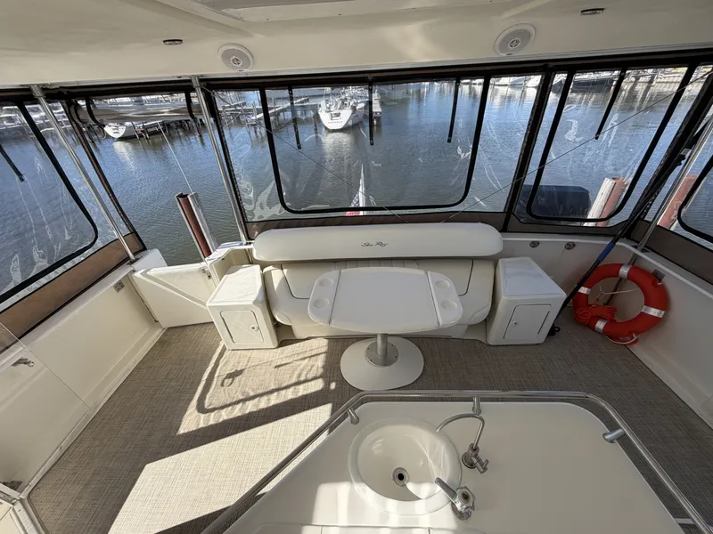 Slide: The Image of Sea Ray 380 Aft Cabin 2000 - 7926230