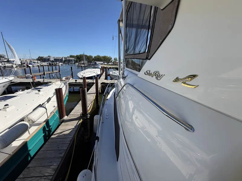 Slide: The Image of Sea Ray 380 Aft Cabin 2000 - 7926254