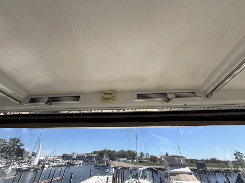 Slide: The Image of Sea Ray 380 Aft Cabin 2000 - 7926249