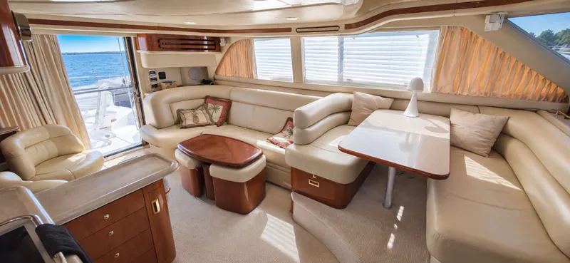 Slide: The Image of 2003 Sea Ray 480 Sedan Bridge - 7927858