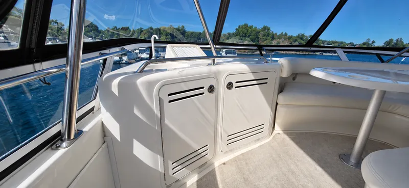 Slide: The Image of 2003 Sea Ray 480 Sedan Bridge - 7927843
