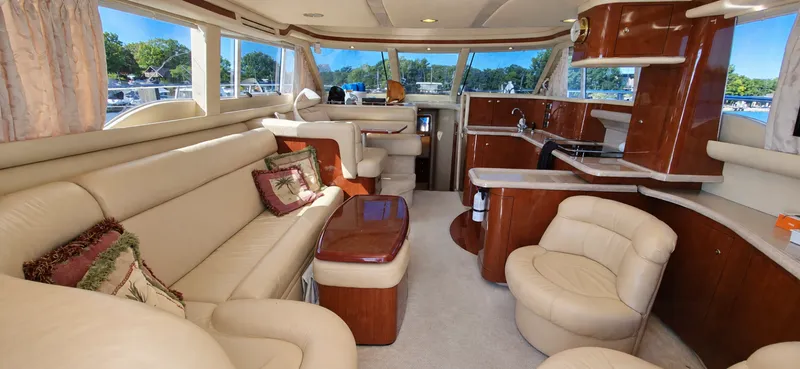 Slide: The Image of 2003 Sea Ray 480 Sedan Bridge - 7927847