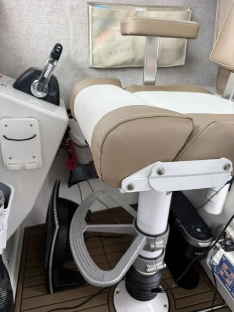 Slide: The Image of Parker Marine XLD25 2018 - 7950888