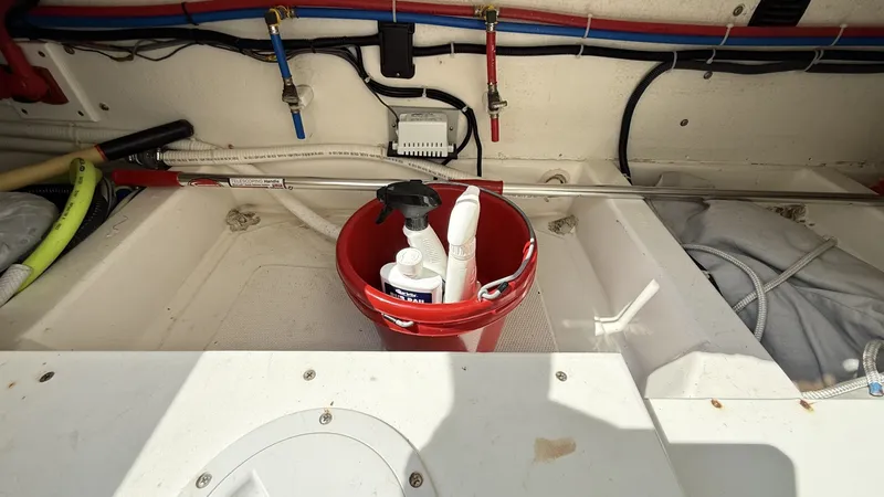 Slide: The Image of American Tug 36 2012 - 7929362