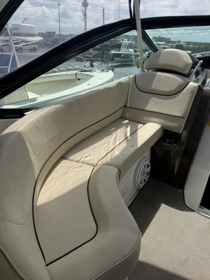 Slide: The Image of Cruisers 350 Express 2016 - 7931037