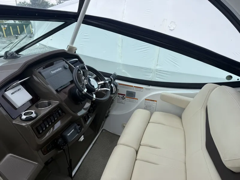 Slide: The Image of Cruisers 350 Express 2016 - 7931052