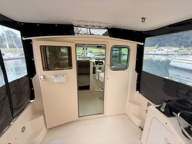 Slide: The Image of Parker Marine 2520 XL 2006 - 7931268