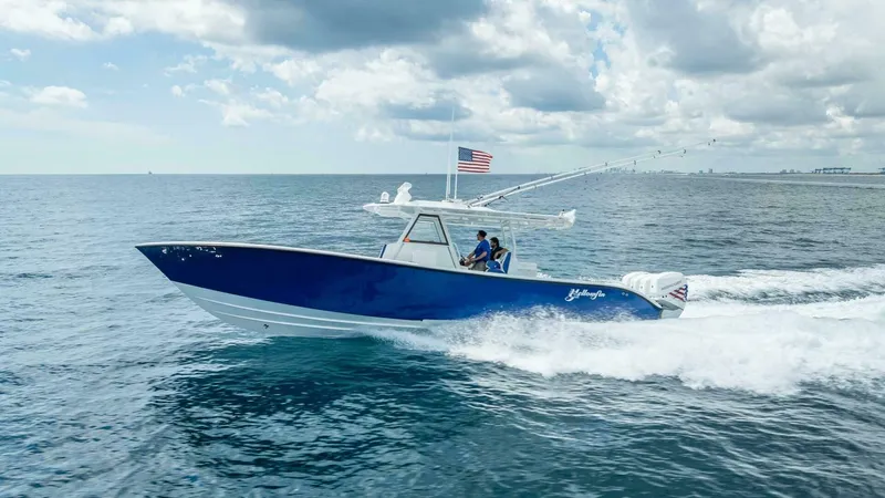 Slide: The Image of Yellowfin Offshore 2023 - 7931099