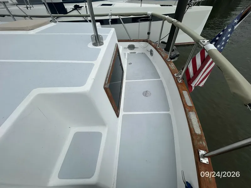 Slide: The Image of 36' Monk aftdeck starboard - 7931383